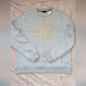 Tommy Hilfiger sweatshirt size medium